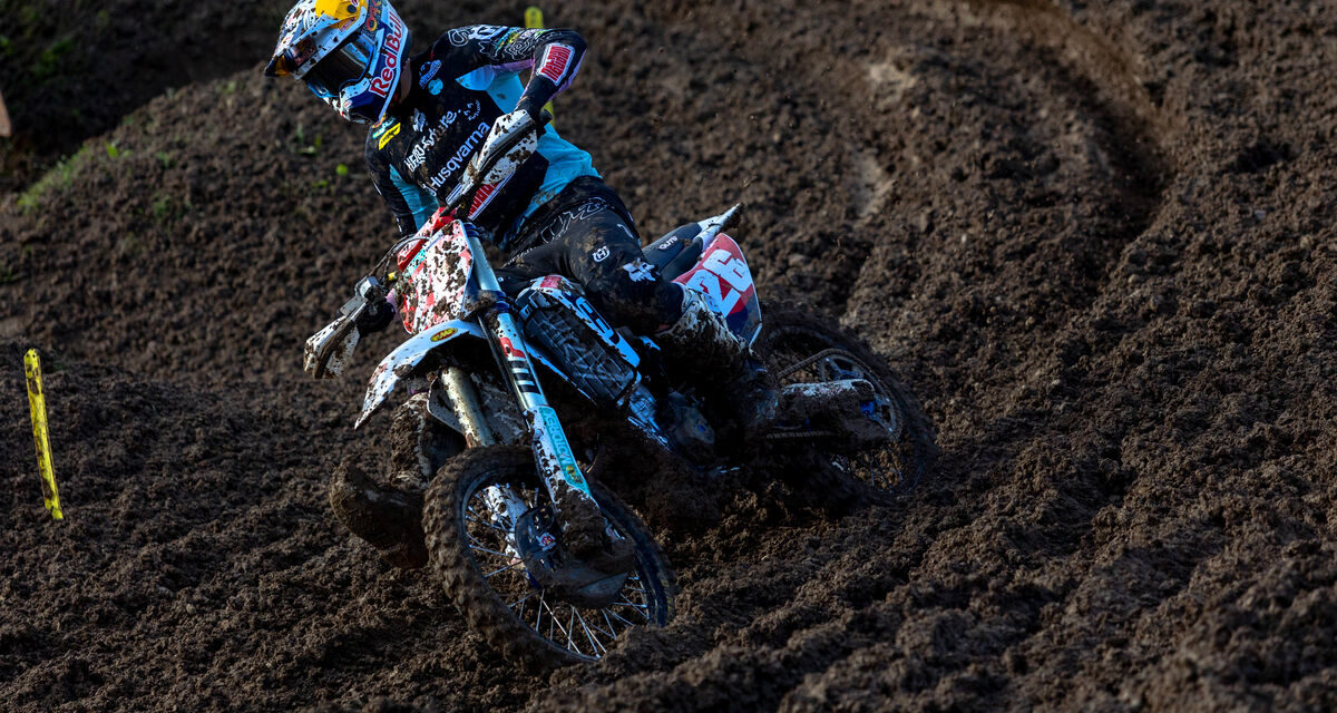 MXGP of Europe: Everts griper den røde platen mens Nestaan Husqvarna Factory Racing kjemper gjennom den franske gjørmen