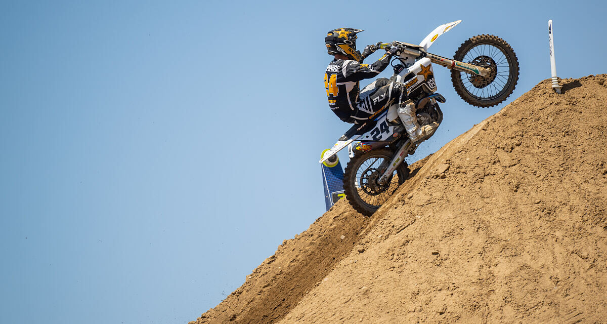 RJ Hampshire og Malcolm Stewart i kampen på Hangtown National