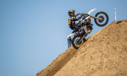 RJ Hampshire og Malcolm Stewart i kampen på Hangtown National