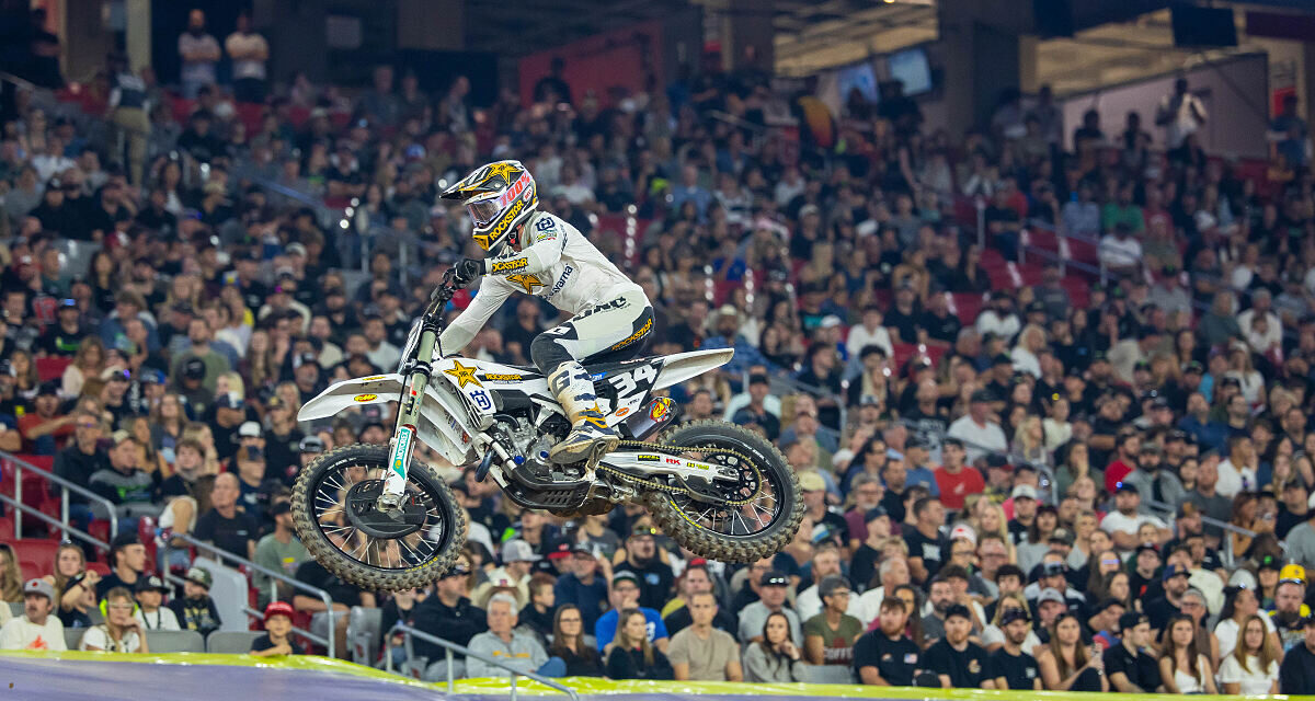 Rockstar Energy Husqvarnas Ryder DiFrancesco kjører til 5. plass i 250SX på Glendale.